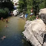 De Charme Au Bord Des Piscines Naturelles וילה *