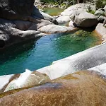 וילה De Charme Au Bord Des Piscines Naturelles Ventiseri