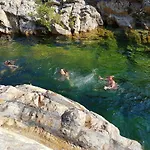 וילה De Charme Au Bord Des Piscines Naturelles *