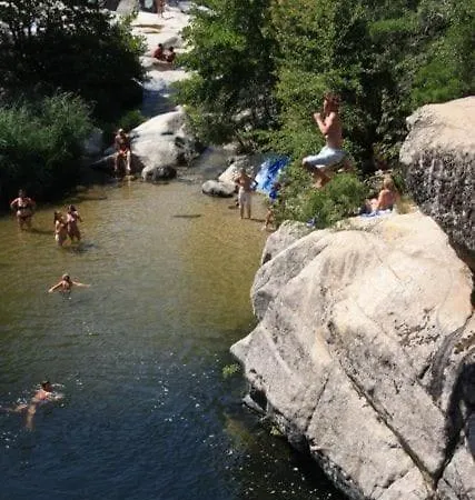 De Charme Au Bord Des Piscines Naturelles 别墅 *