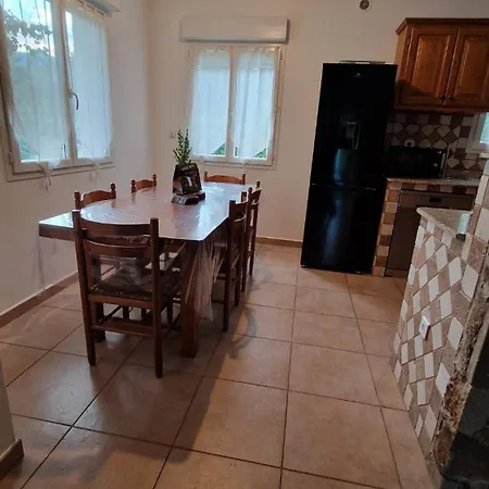 De Charme Au Bord Des Piscines Naturelles Ventiseri