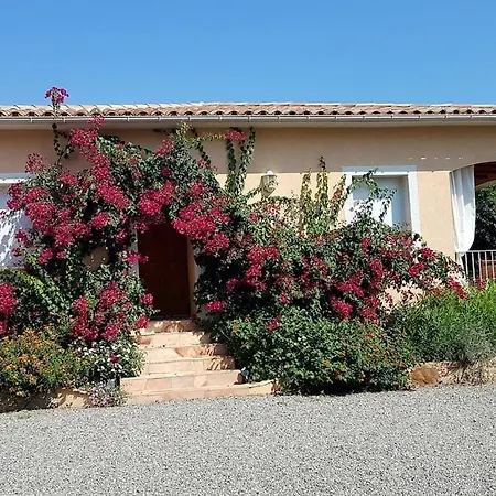 Villa De Charme Au Bord Des Piscines Naturelles