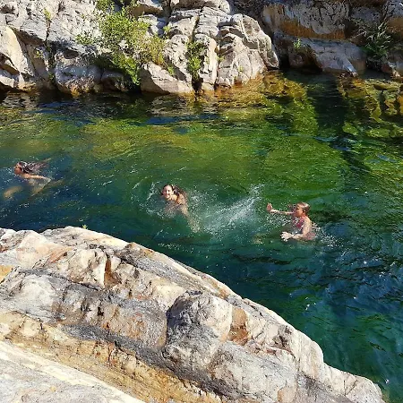 Villa De Charme Au Bord Des Piscines Naturelles *