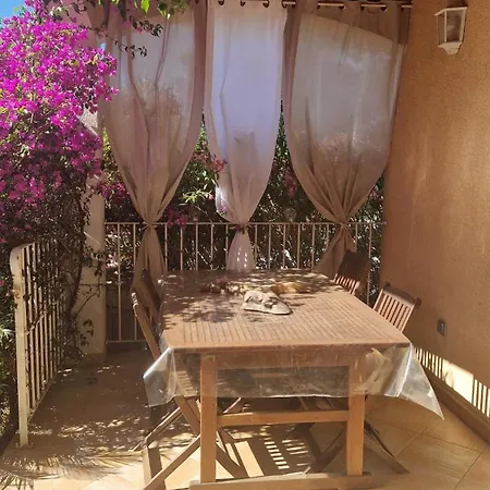 Vila De Charme Au Bord Des Piscines Naturelles Ventiseri