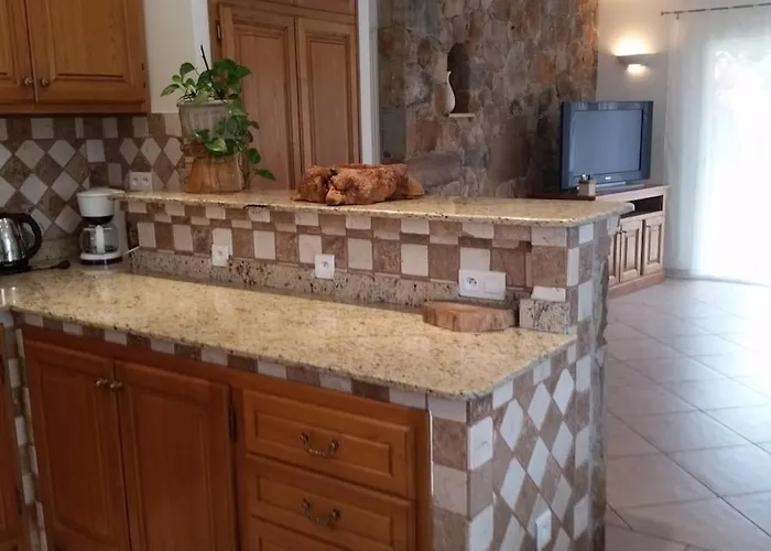 De Charme Au Bord Des Piscines Naturelles וילה *