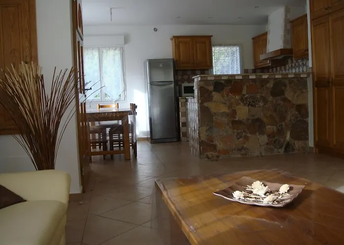 De Charme Au Bord Des Piscines Naturelles Ventiseri