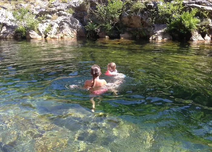 De Charme Au Bord Des Piscines Naturelles * Ventiseri