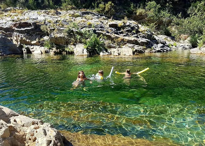De Charme Au Bord Des Piscines Naturelles Ventiseri