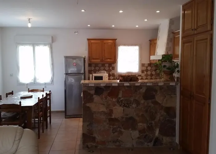 וילה De Charme Au Bord Des Piscines Naturelles Ventiseri